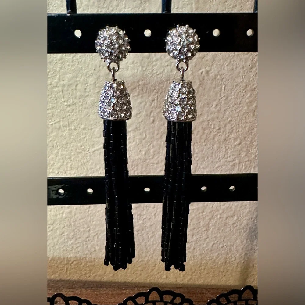🖤 Black Tassel Statement Earrings with Silver Rhinestone Accents - Picture 4 of 6